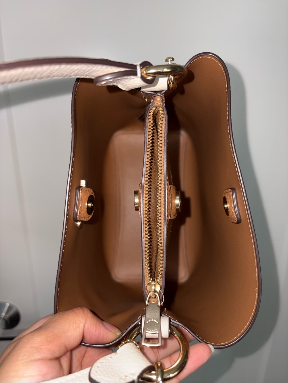 Coach Bucket Bag with Wallet & Wristlet in Chalk - Picture 5 of 16